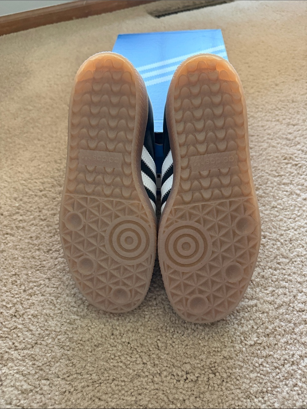 adidas Sambae Black & White Retro Low-Top Sneakers - Picture 5 of 5